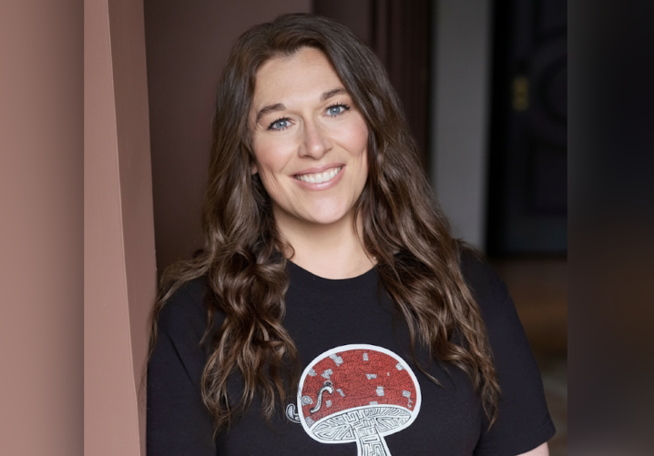 The Worm Queen: Brain Fog, Bloating and the Parasite Pandemic with Kim Rogers